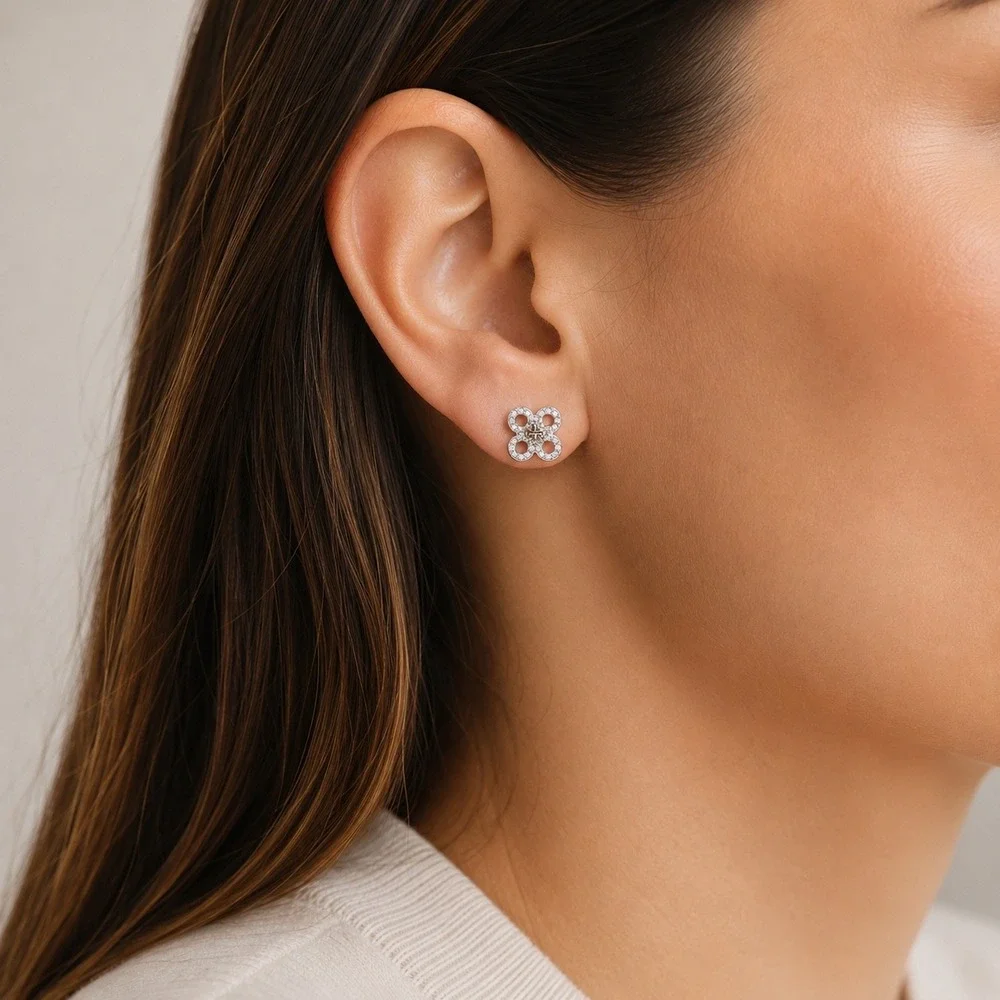 NWT Tory Burch Quatrefoil Silver Pave Stud Earrings / Dustbag Included/Brand New